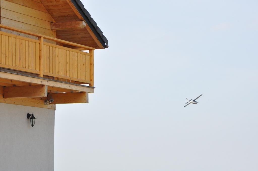 Villa Swiss ซาเชเล ภายนอก รูปภาพ